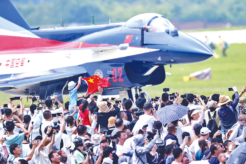 免费观看操长春航空展迎来首个公众日